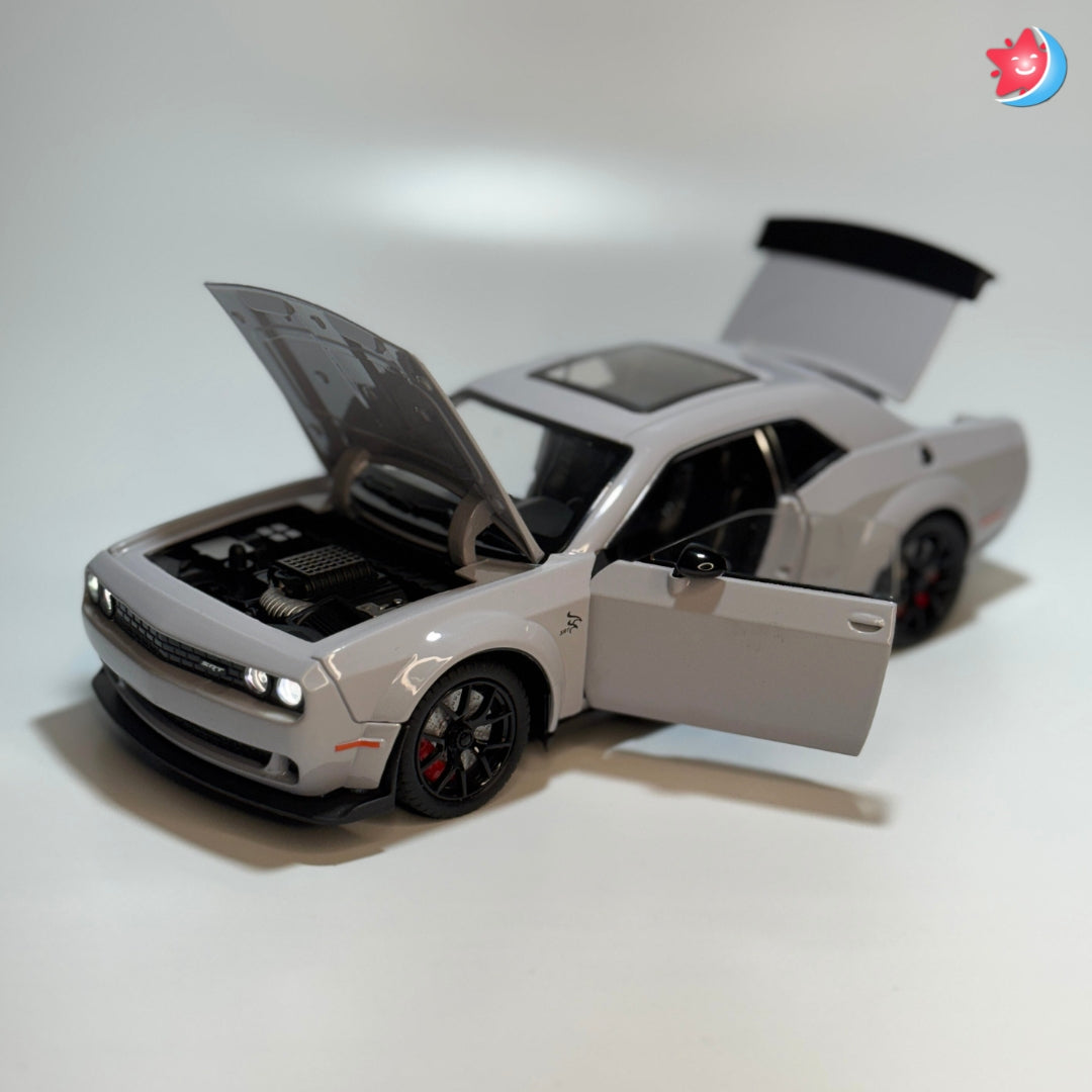 Dodge Challenger SRT Hellcat 1:24 scale diecast model car with openable doors, pull back action, light and music