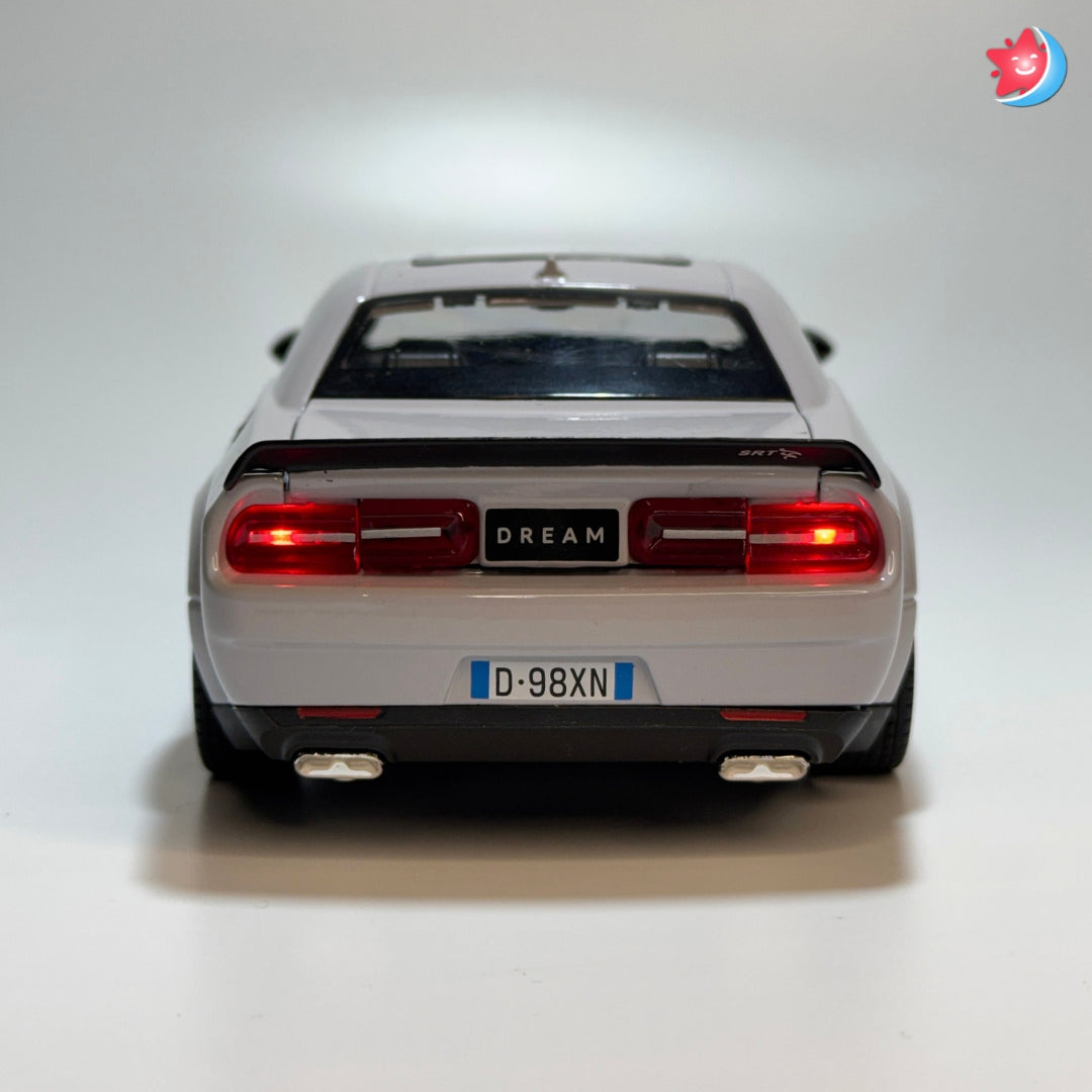 Dodge Challenger SRT Hellcat 1:24 scale diecast model car with openable doors, pull back action, light and music