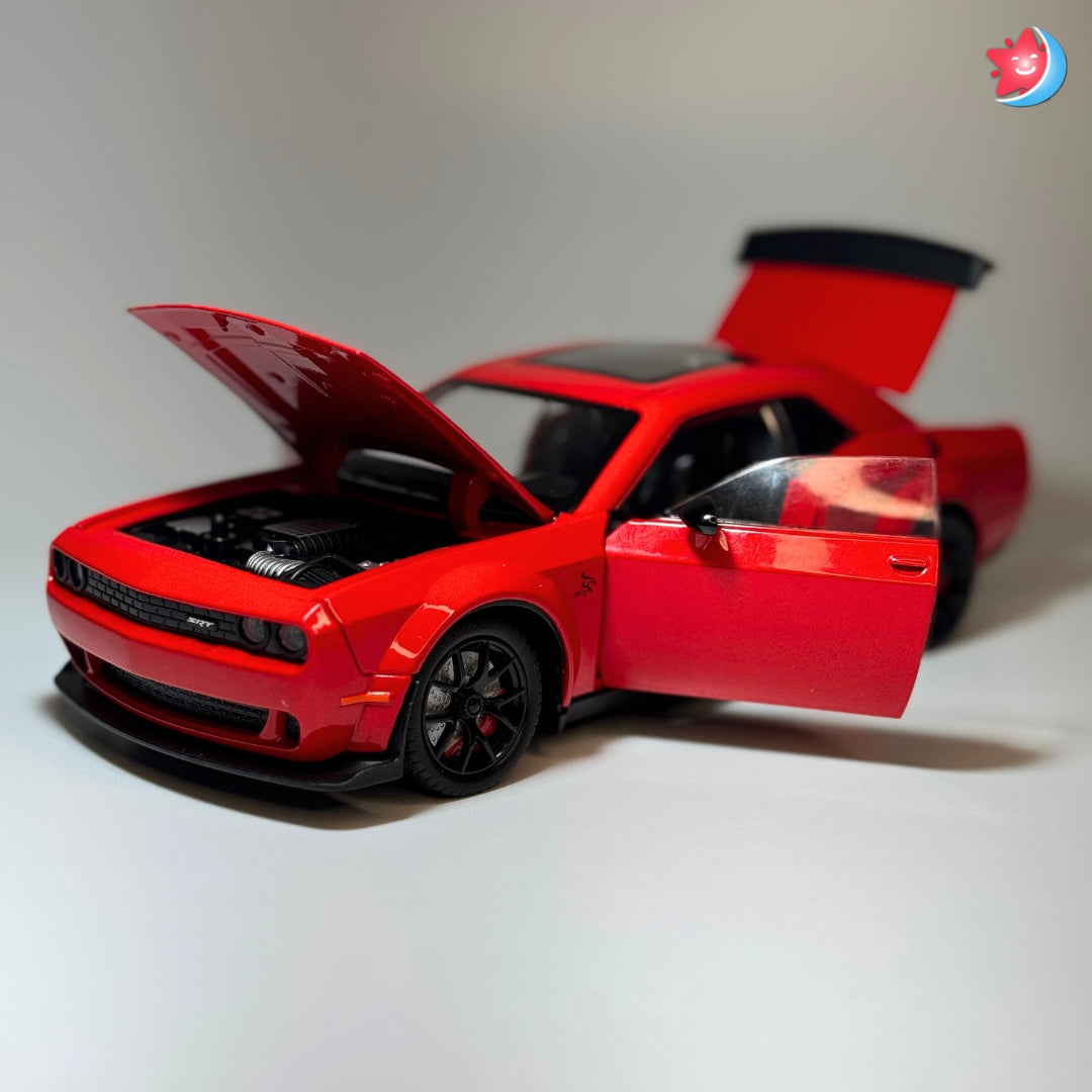 Dodge Challenger SRT Hellcat 1:24 scale diecast model car with openable doors, pull back action, light and music