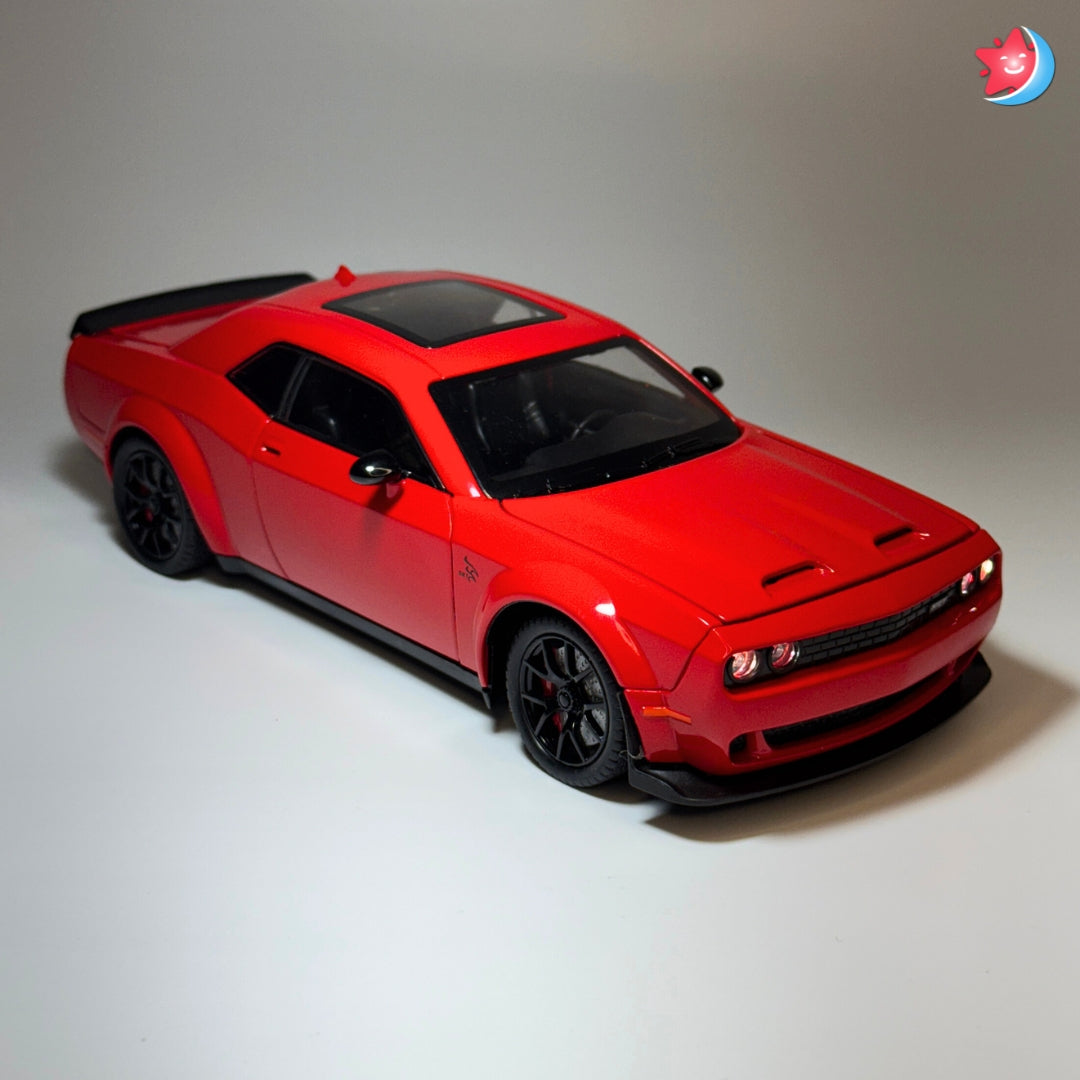 Dodge Challenger SRT Hellcat 1:24 scale diecast model car with openable doors, pull back action, light and music