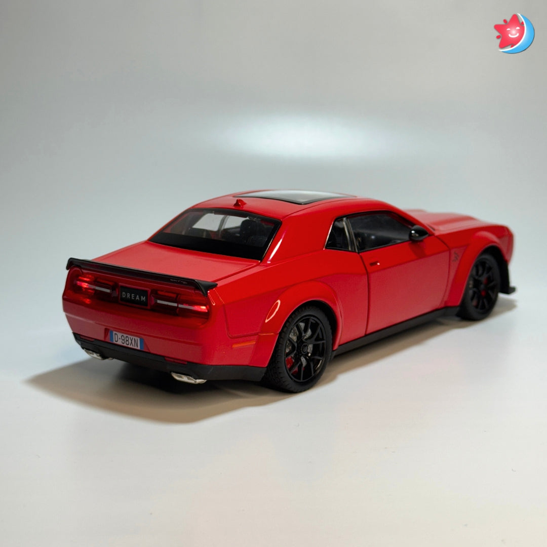 Dodge Challenger SRT Hellcat 1:24 scale diecast model car with openable doors, pull back action, light and music